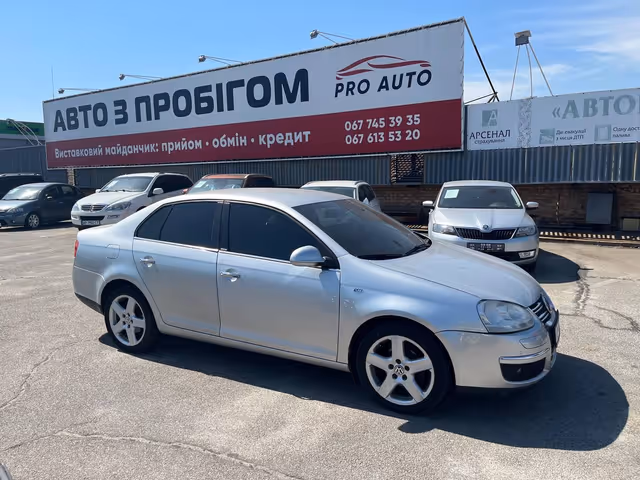 Volkswagen Jetta - зображення 1