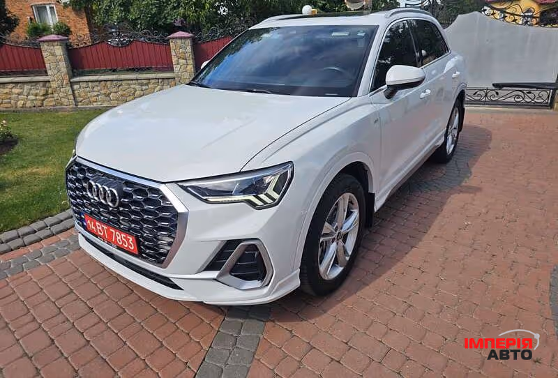 Audi Q3 - фото 3