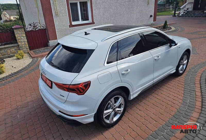 Audi Q3 - фото 9