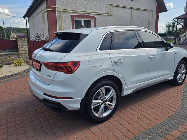 Audi Q3 - зображення 4