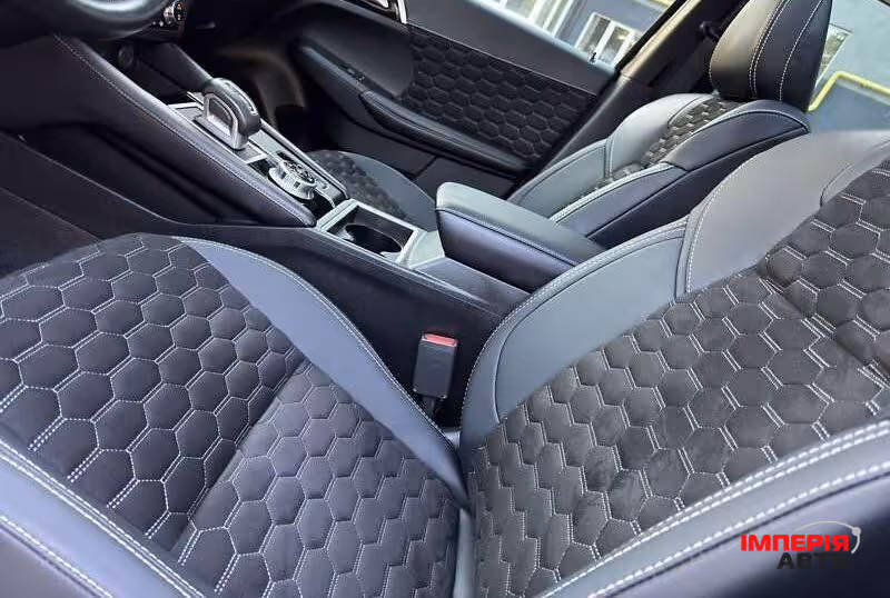 Mitsubishi Outlander - фото 13