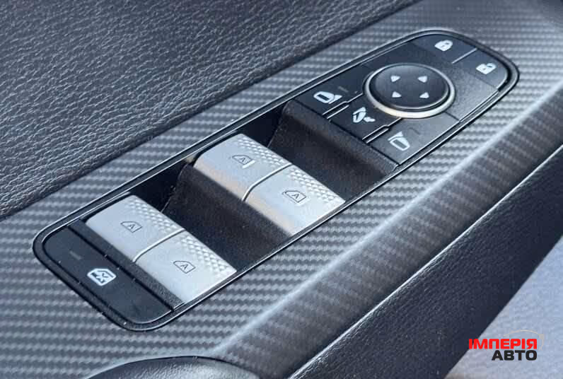 Mitsubishi Outlander - фото 11
