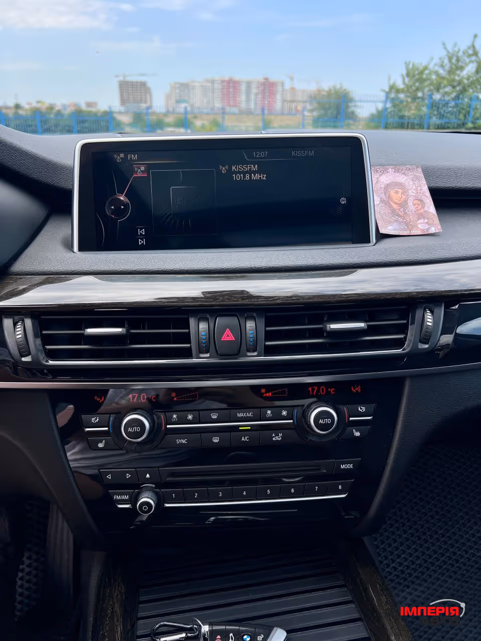 BMW X5 - фото 15