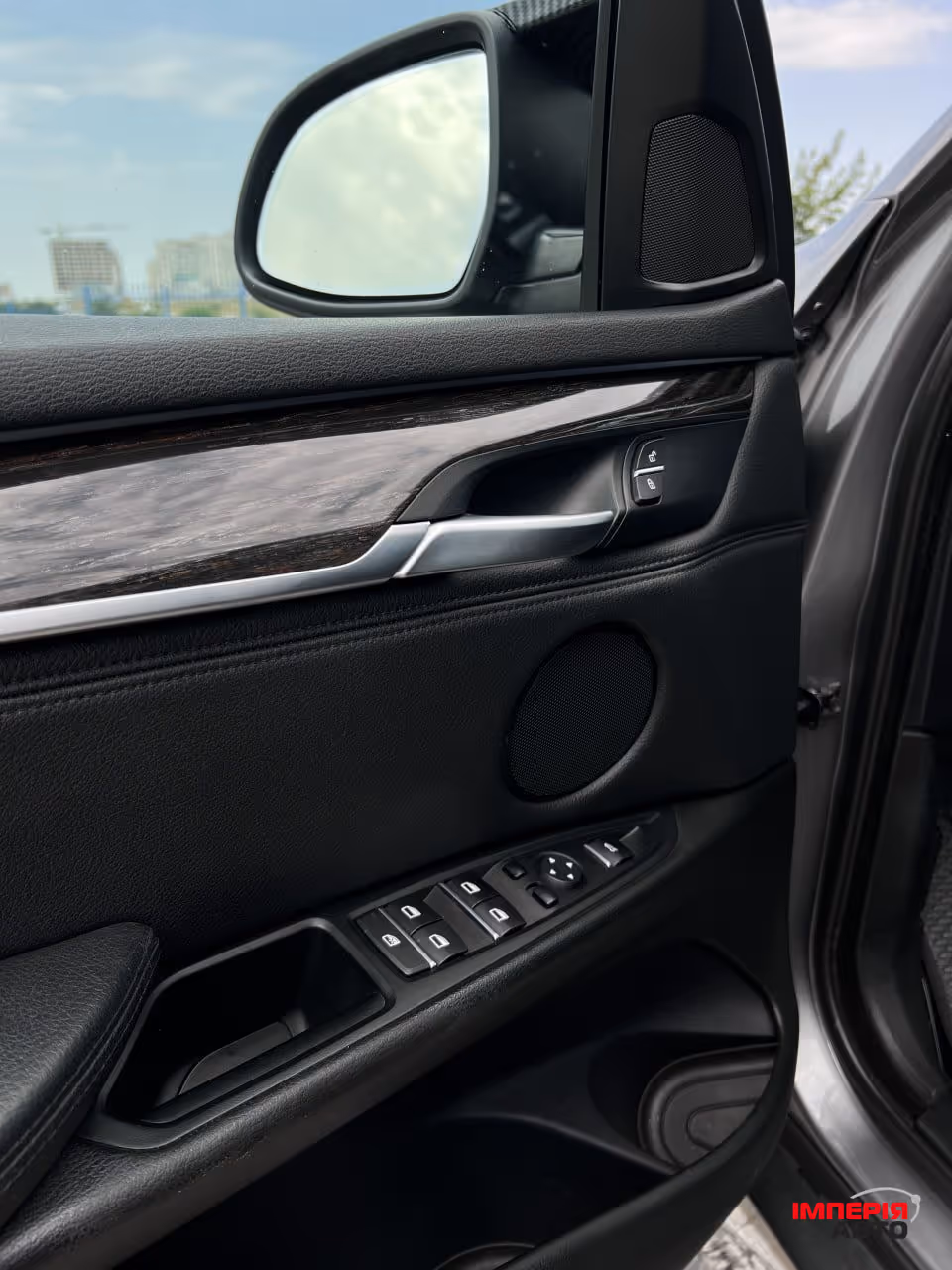 BMW X5 - фото 17