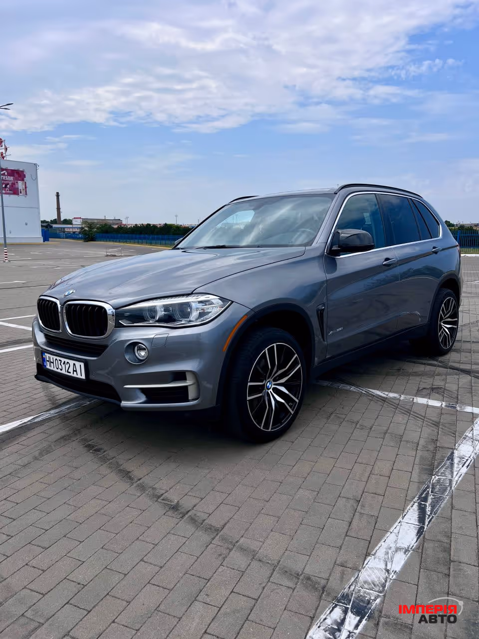 BMW X5 - фото 1