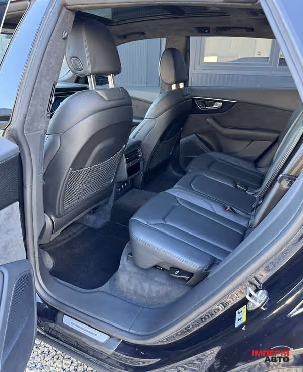 Audi Q8 - фото 13