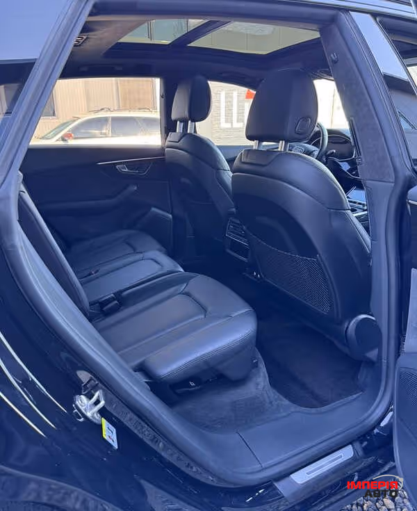 Audi Q8 - фото 16