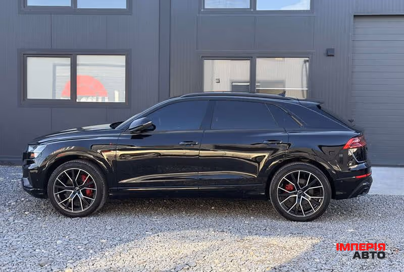 Audi Q8 - фото 3