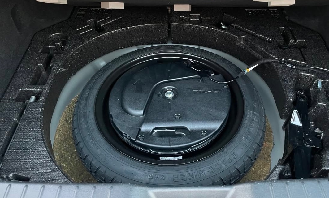 Mazda 3 - фото 13