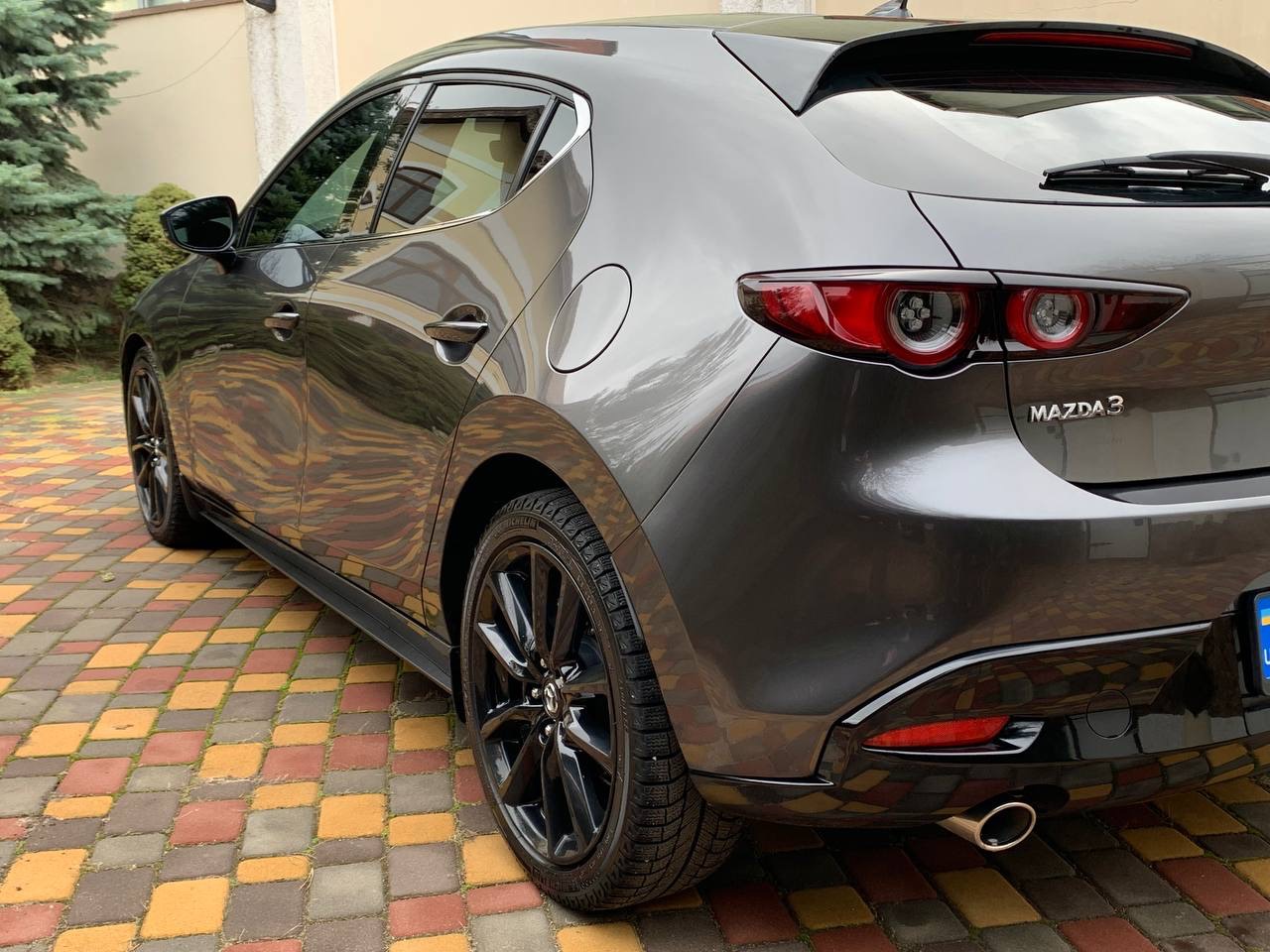 Mazda 3 - фото 8