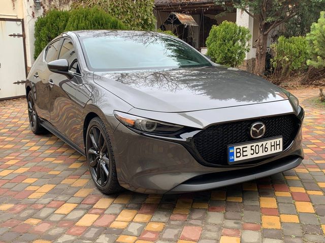 Mazda 3 - фото 1