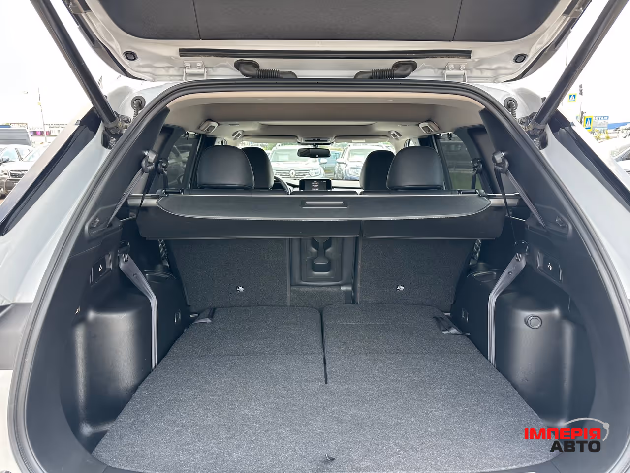 Mitsubishi Outlander - фото 10