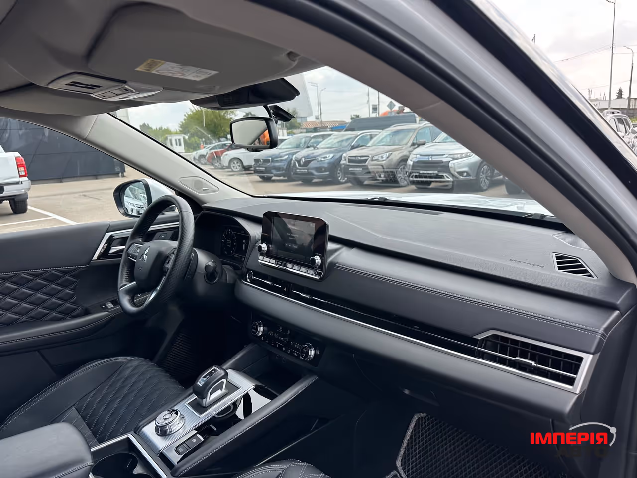 Mitsubishi Outlander - фото 31