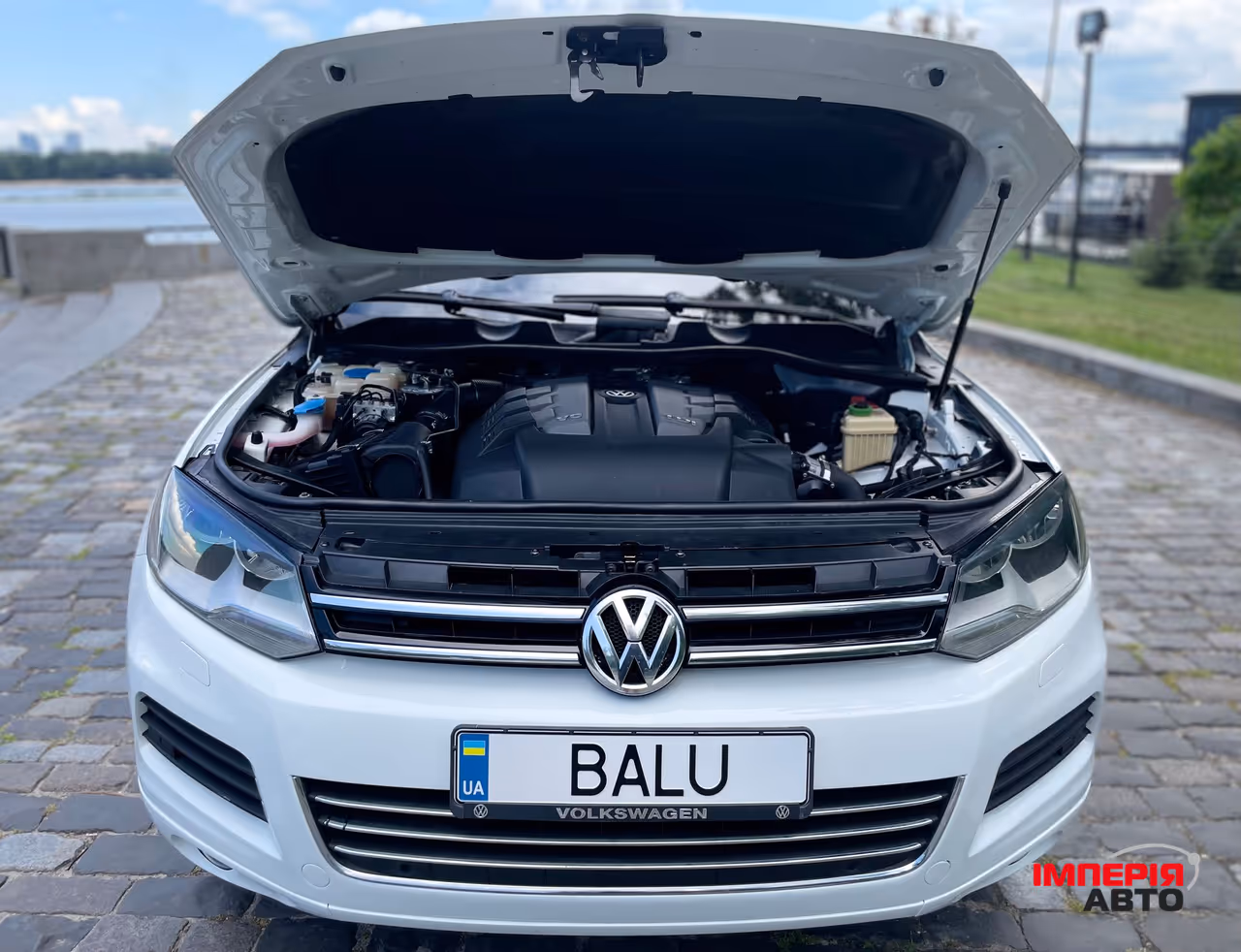 Volkswagen Touareg - фото 11