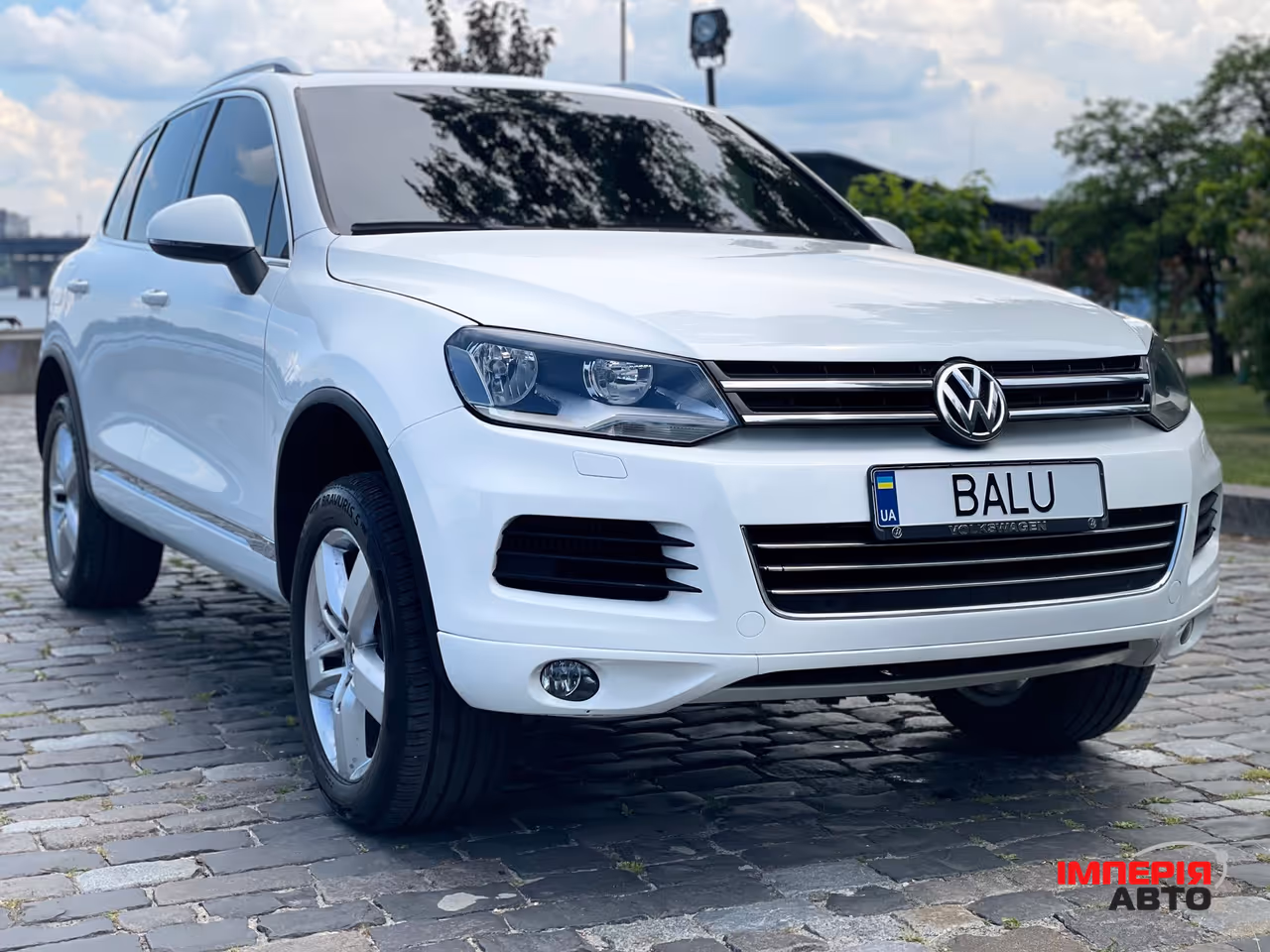 Volkswagen Touareg - фото 3