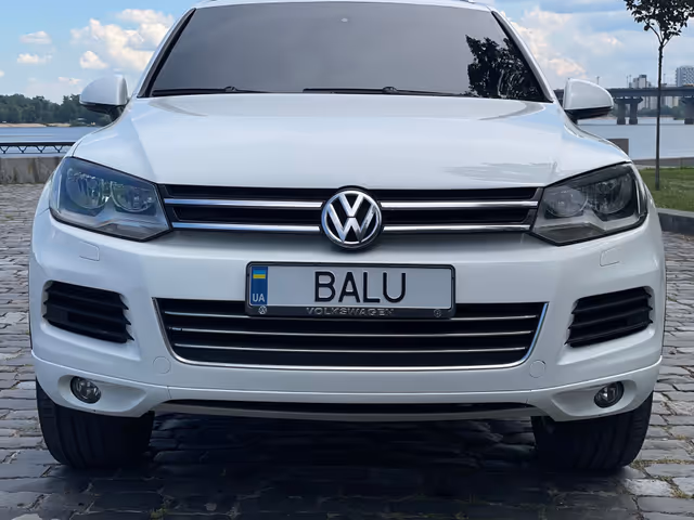Volkswagen Touareg - зображення 2
