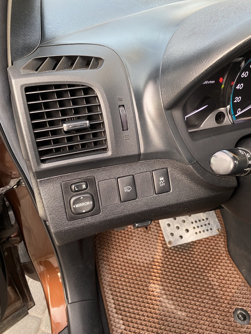 Toyota Venza - фото 20