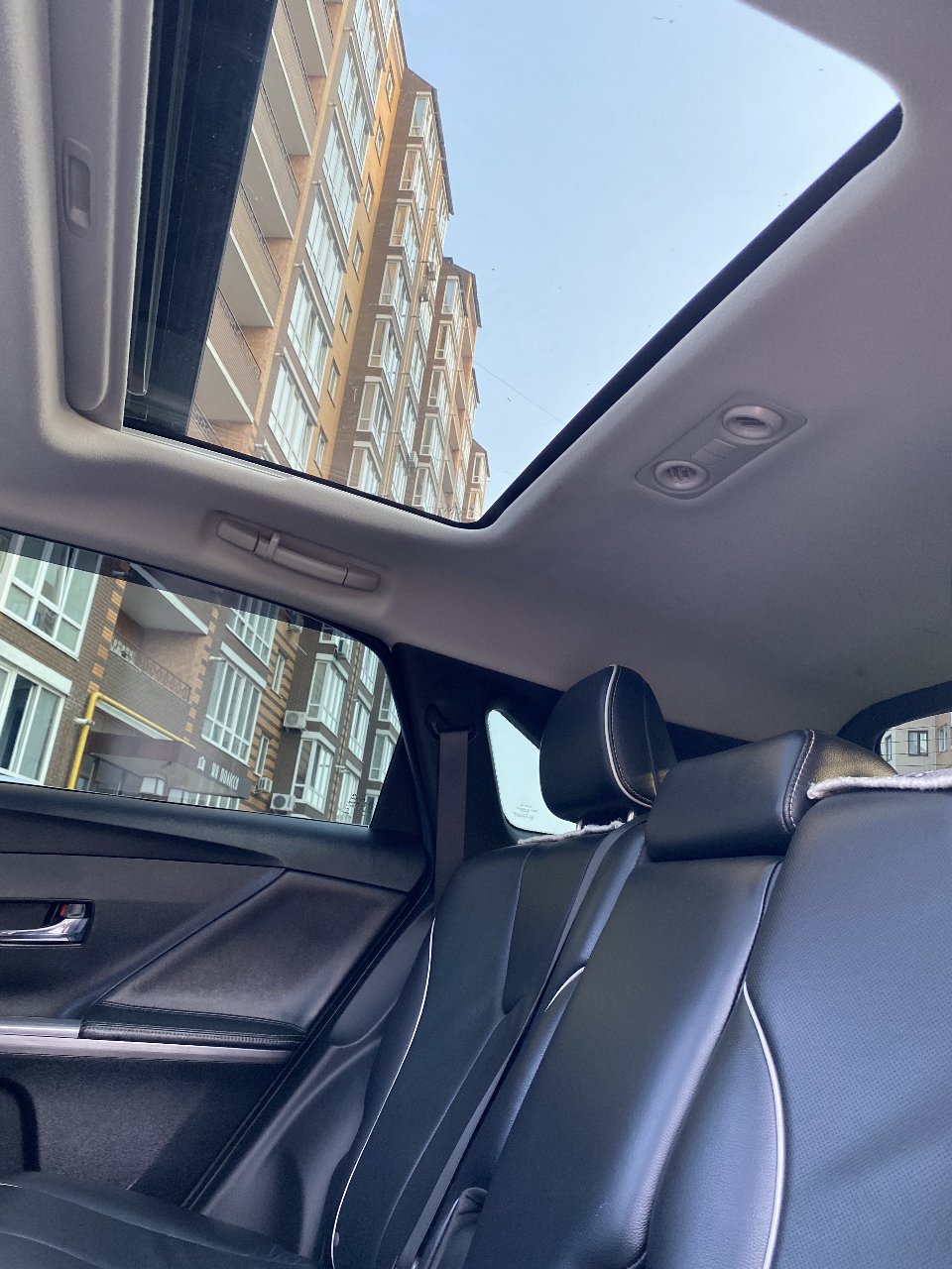 Toyota Venza - фото 26