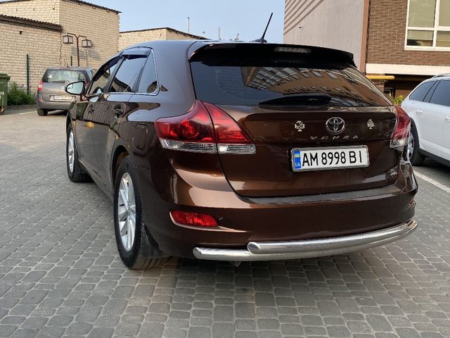 Toyota Venza - фото 3