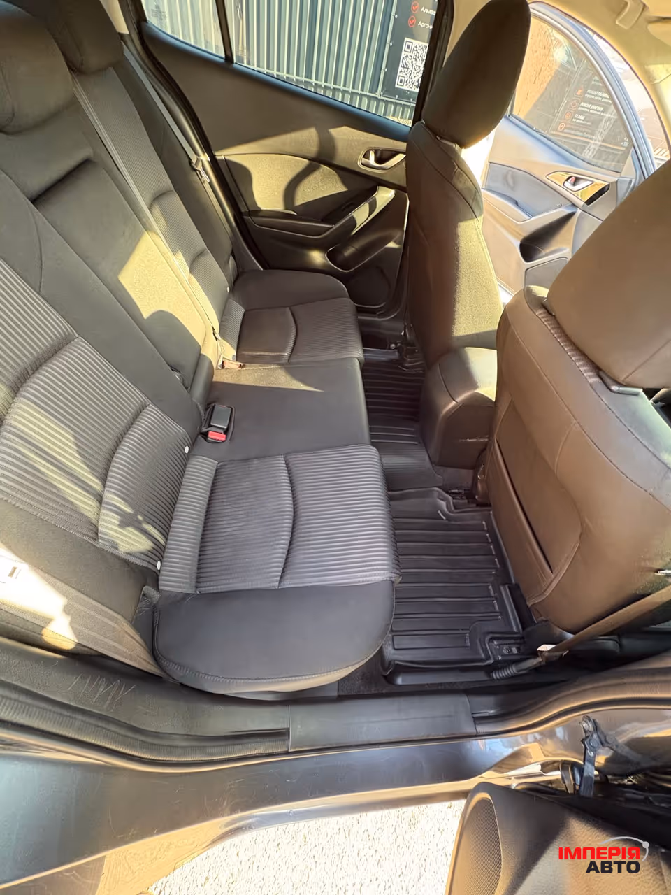 Mazda 3 - фото 13