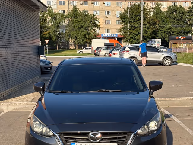 Mazda 3 - зображення 1