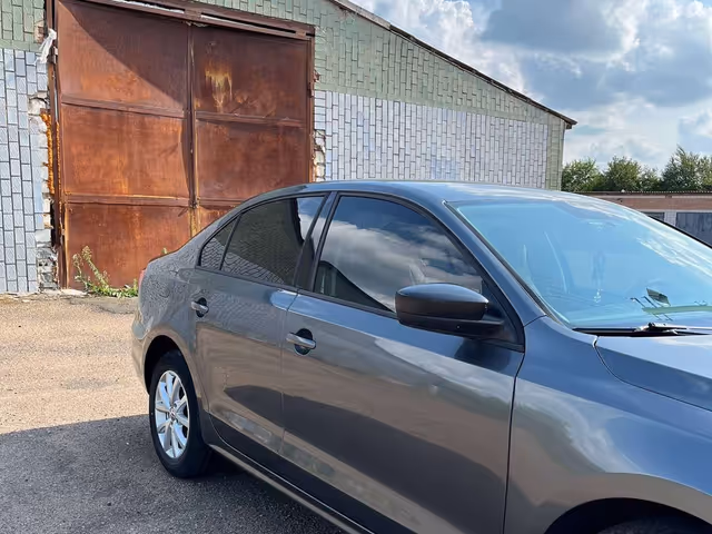 Volkswagen Jetta - зображення 3