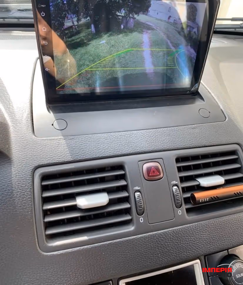 Volvo XC90 - фото 16