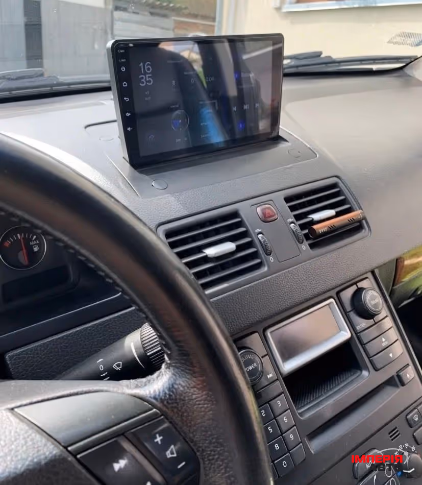 Volvo XC90 - фото 19