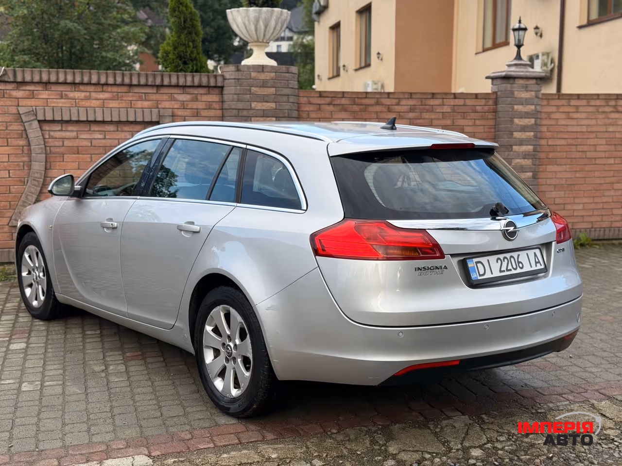 Opel Insignia - фото 11