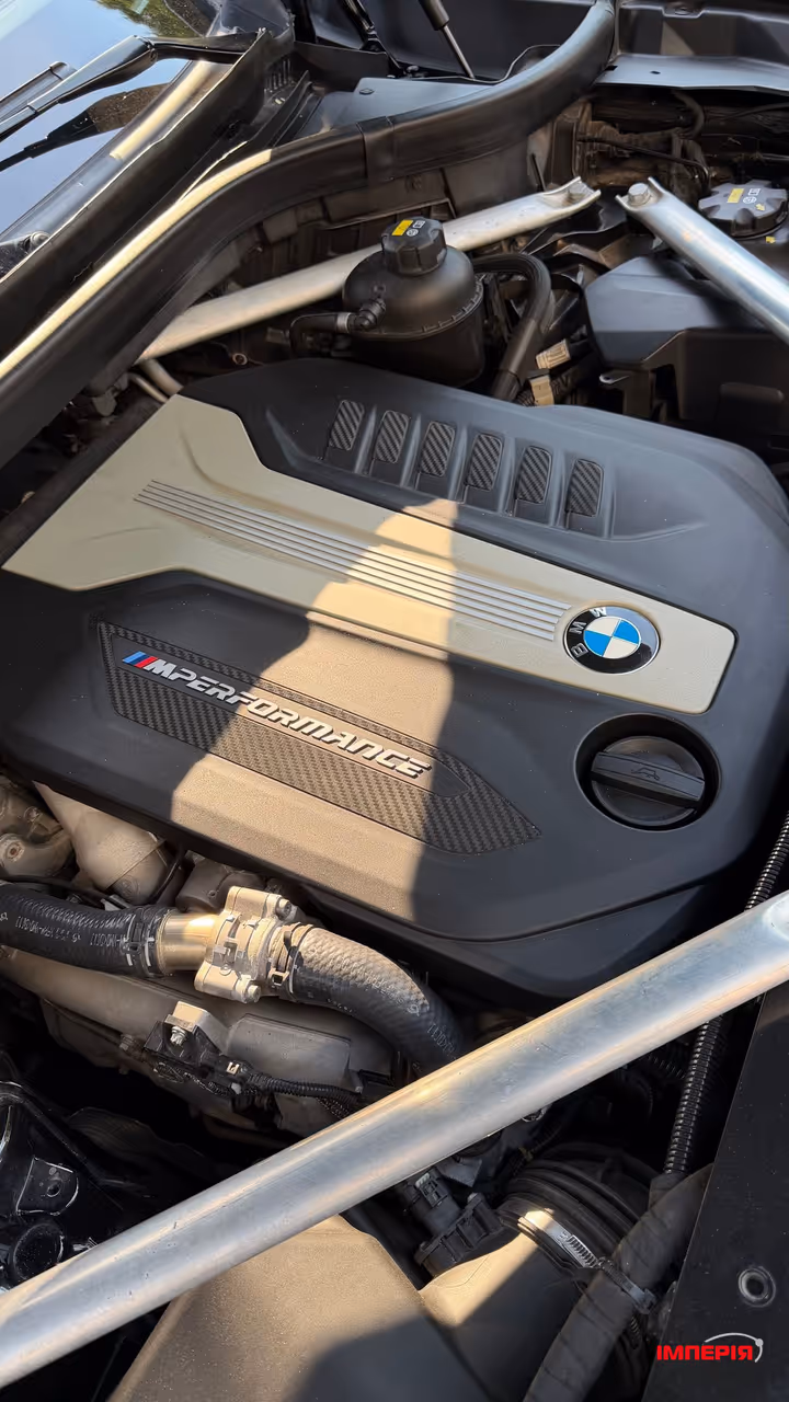 BMW X5 - фото 16