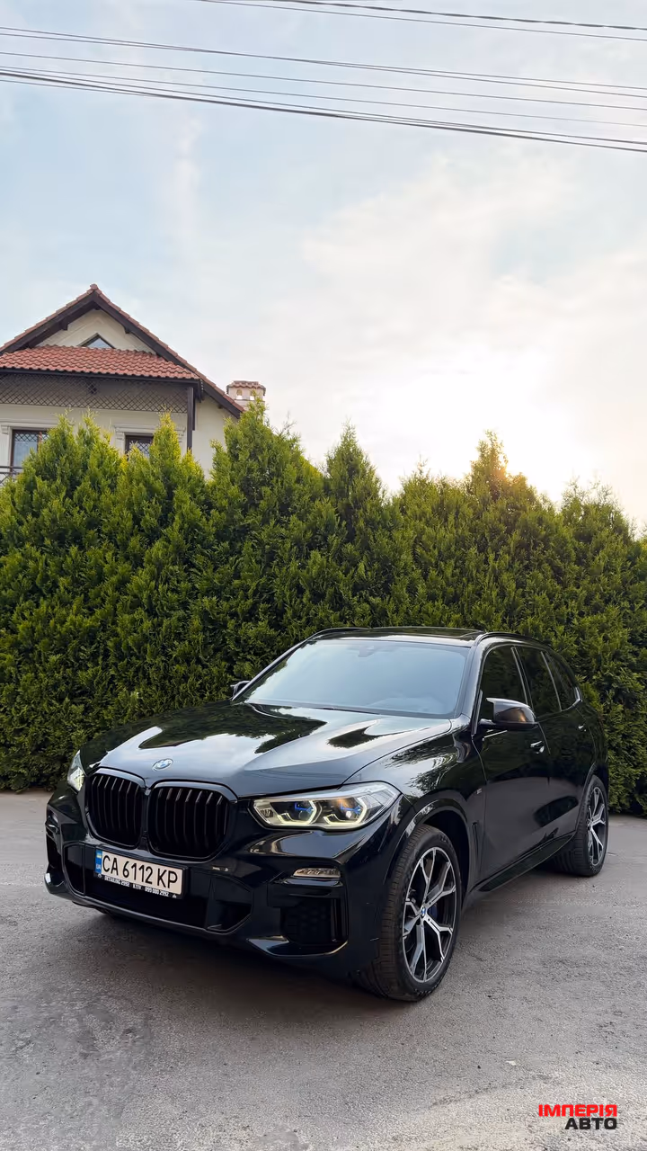 BMW X5 - фото 1
