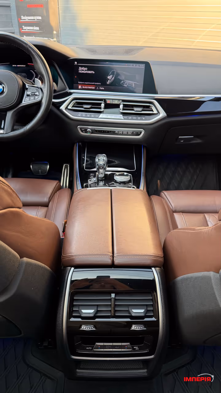 BMW X5 - фото 9