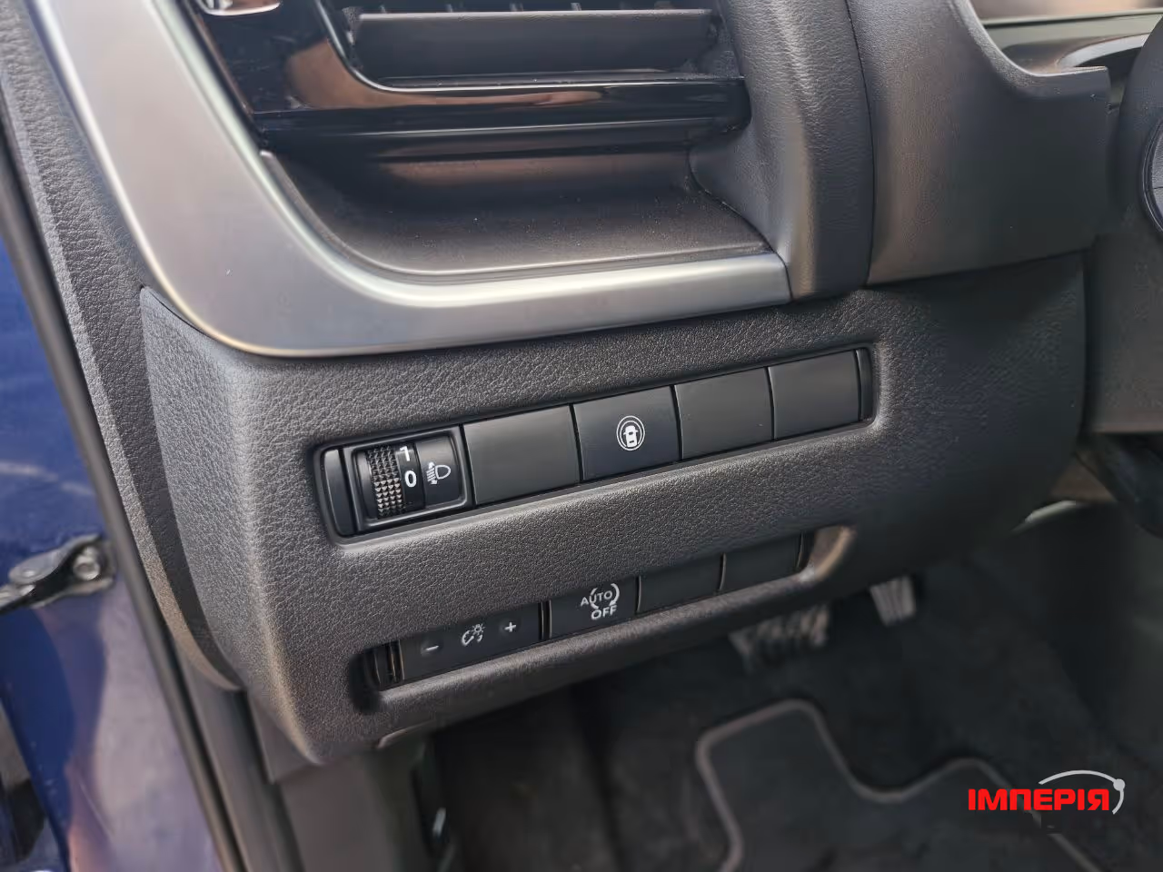 Nissan X-Trail - фото 11