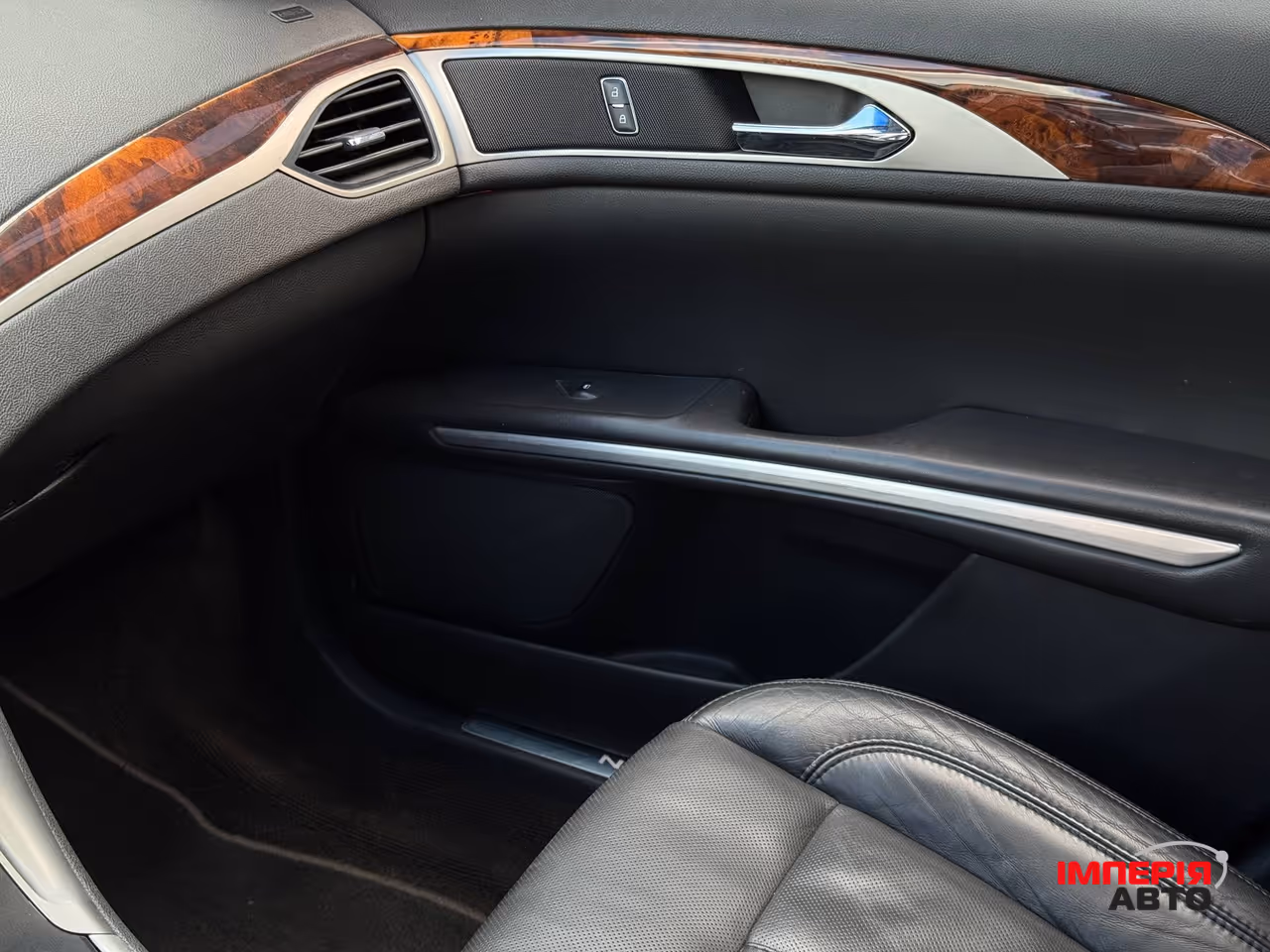 Lincoln MKZ - фото 36