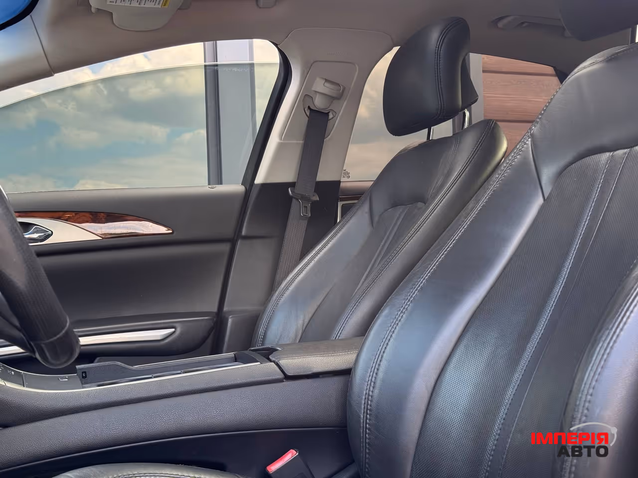 Lincoln MKZ - фото 34