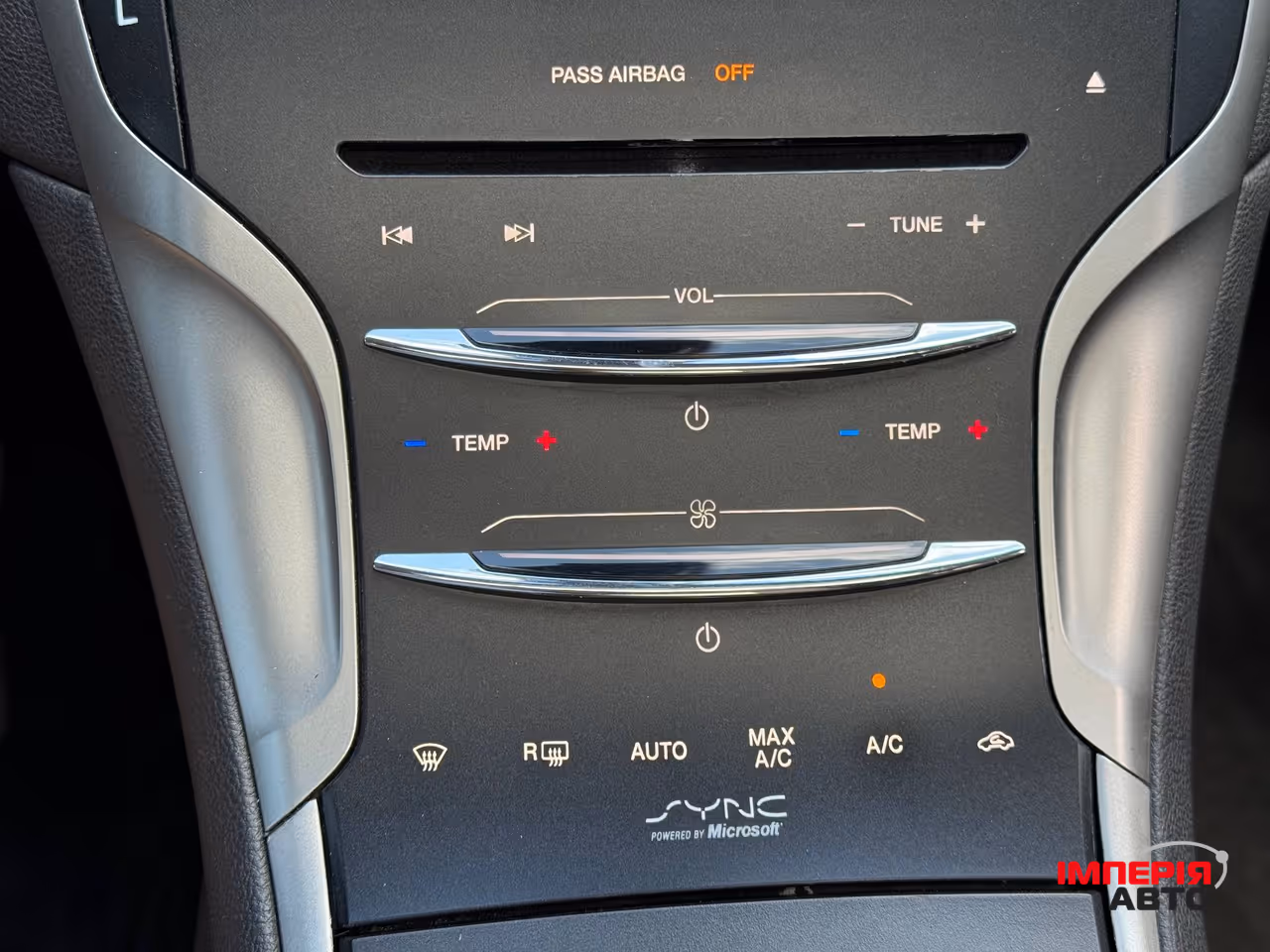 Lincoln MKZ - фото 46