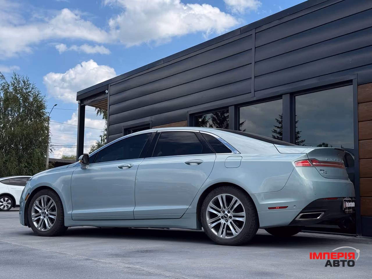 Lincoln MKZ - фото 7