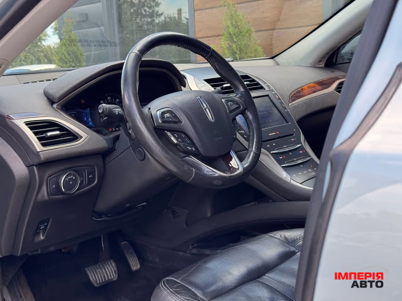 Lincoln MKZ - фото 32