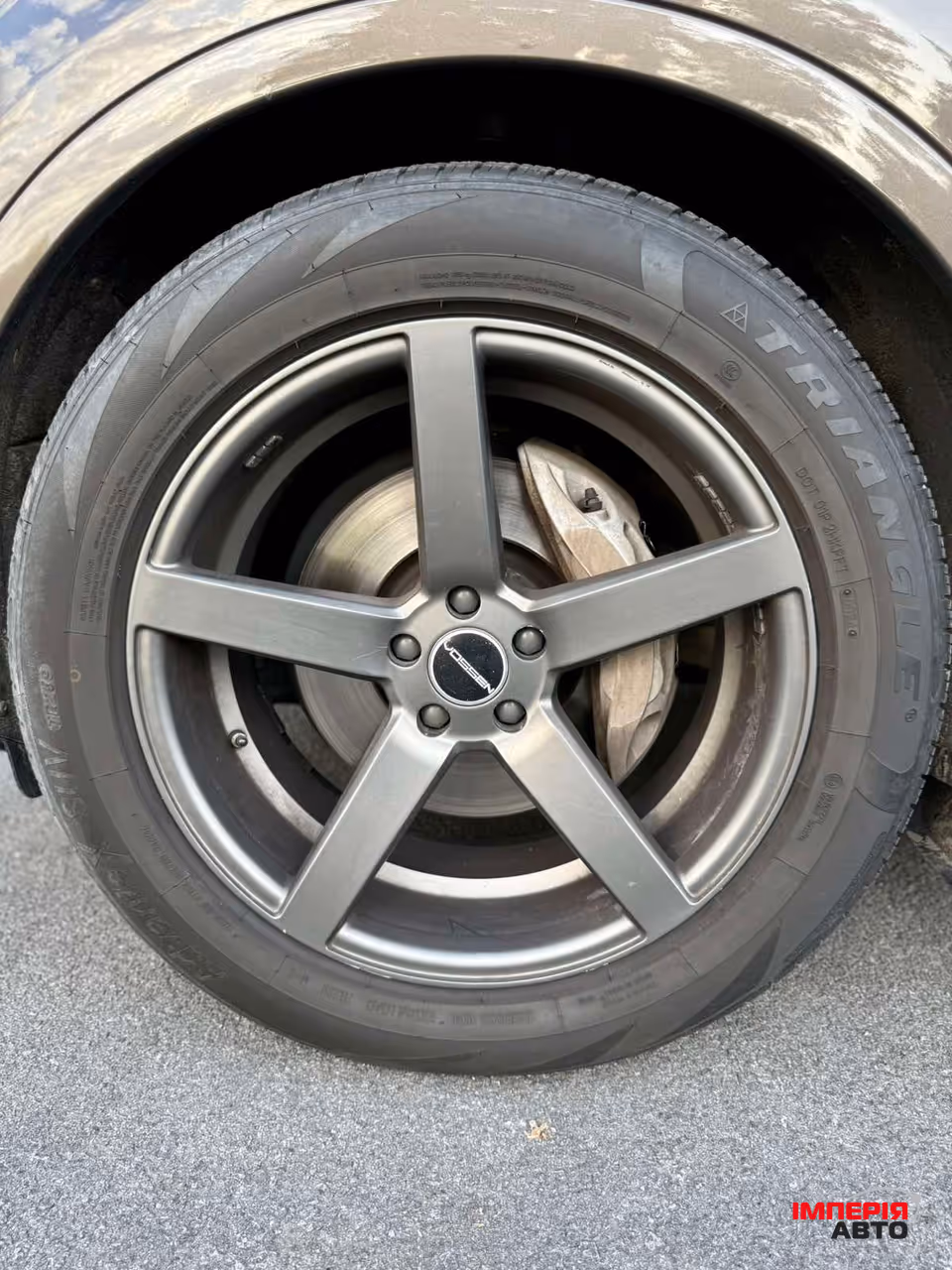 Audi Q7 - фото 11