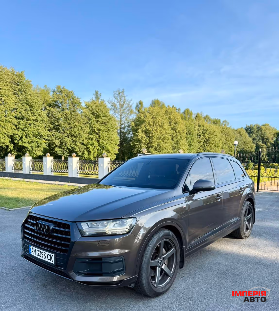 Audi Q7 - фото 1
