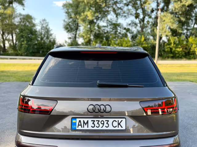 Audi Q7 - зображення 2