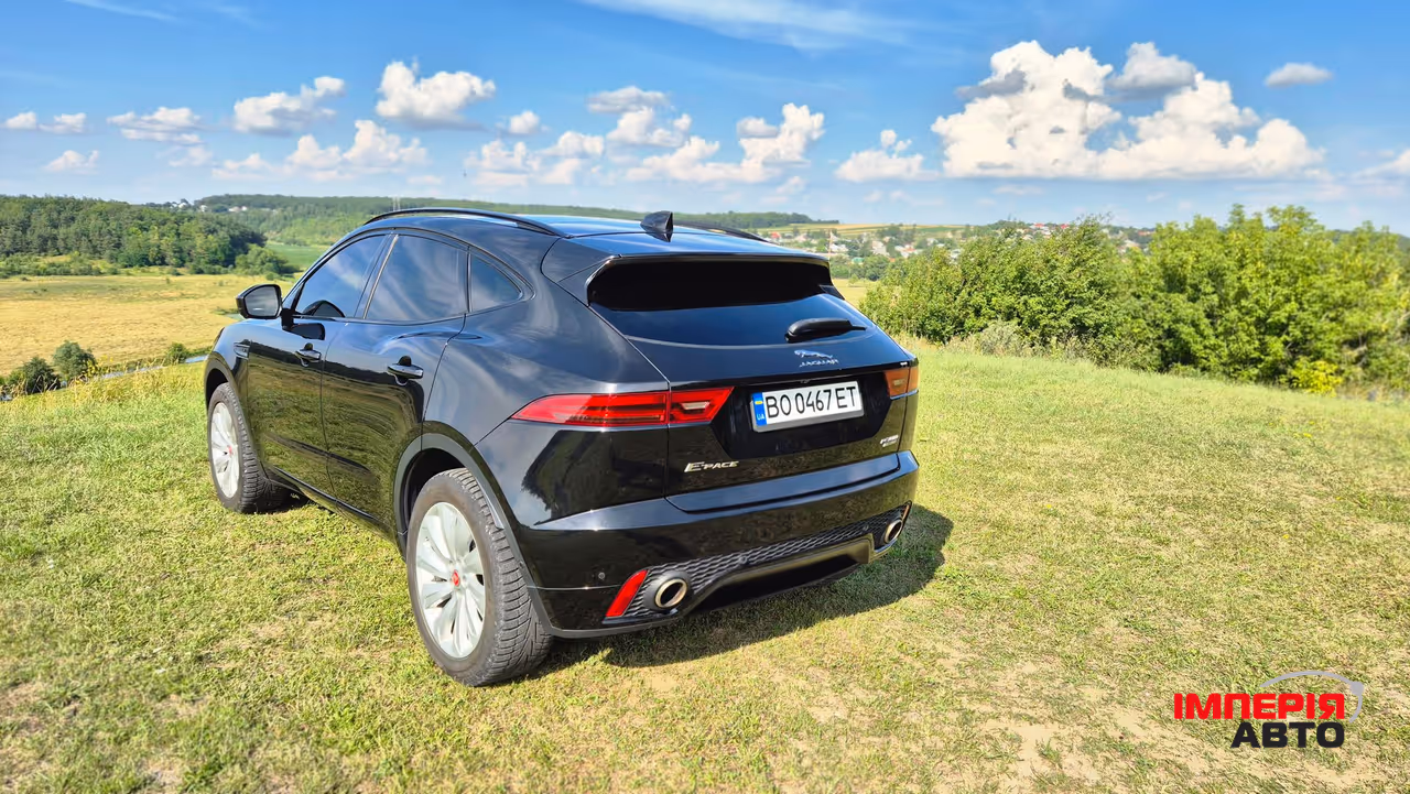 Jaguar E-Pace - фото 3