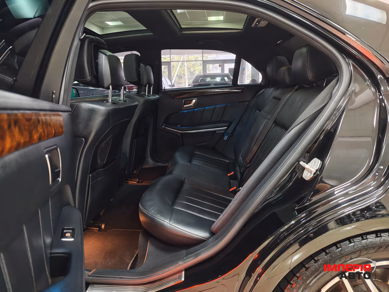 Mercedes-Benz E-Класс - фото 7