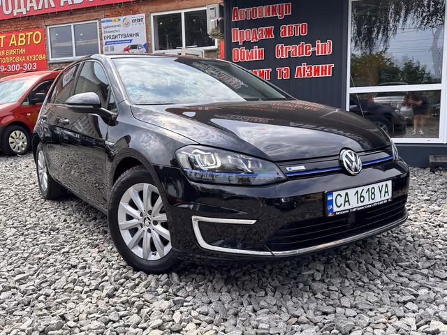 Volkswagen Golf - зображення 1