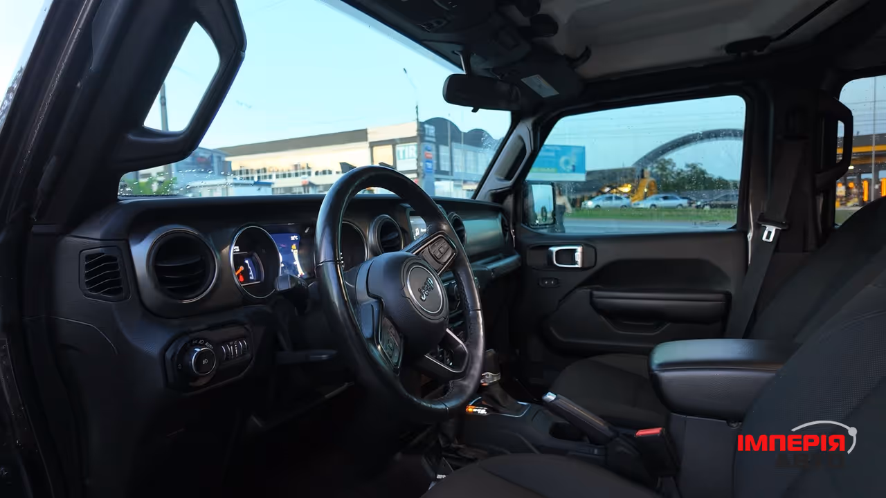Jeep Wrangler - фото 5