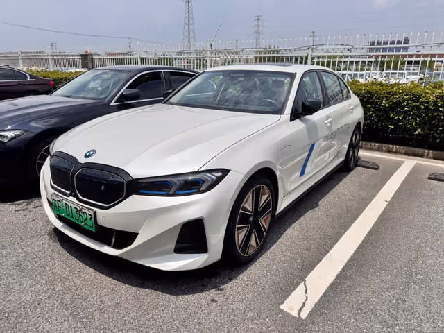 BMW i3 - зображення 1