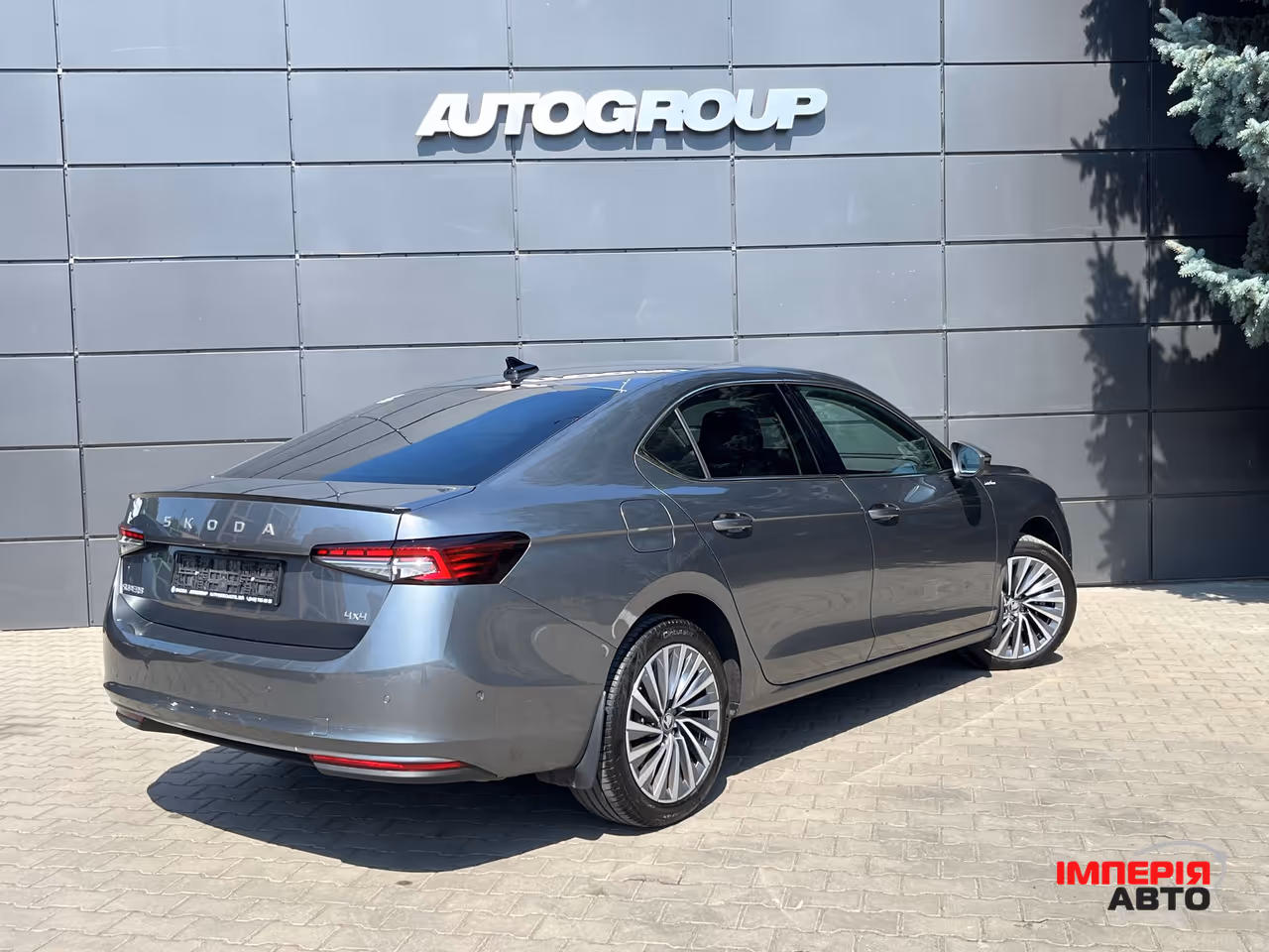 Skoda Superb - фото 4