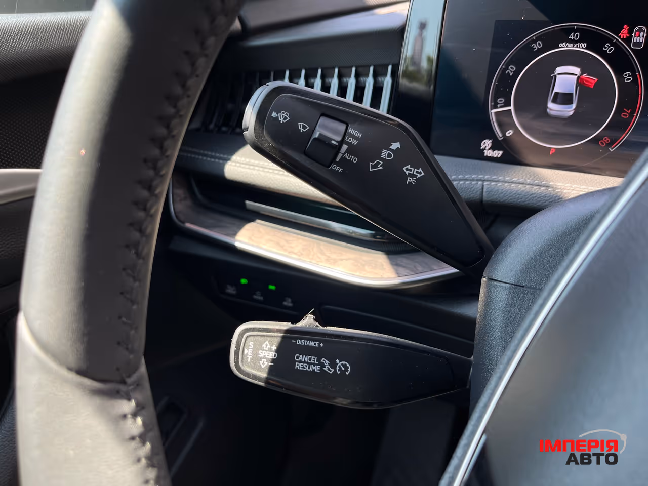Skoda Superb - фото 12