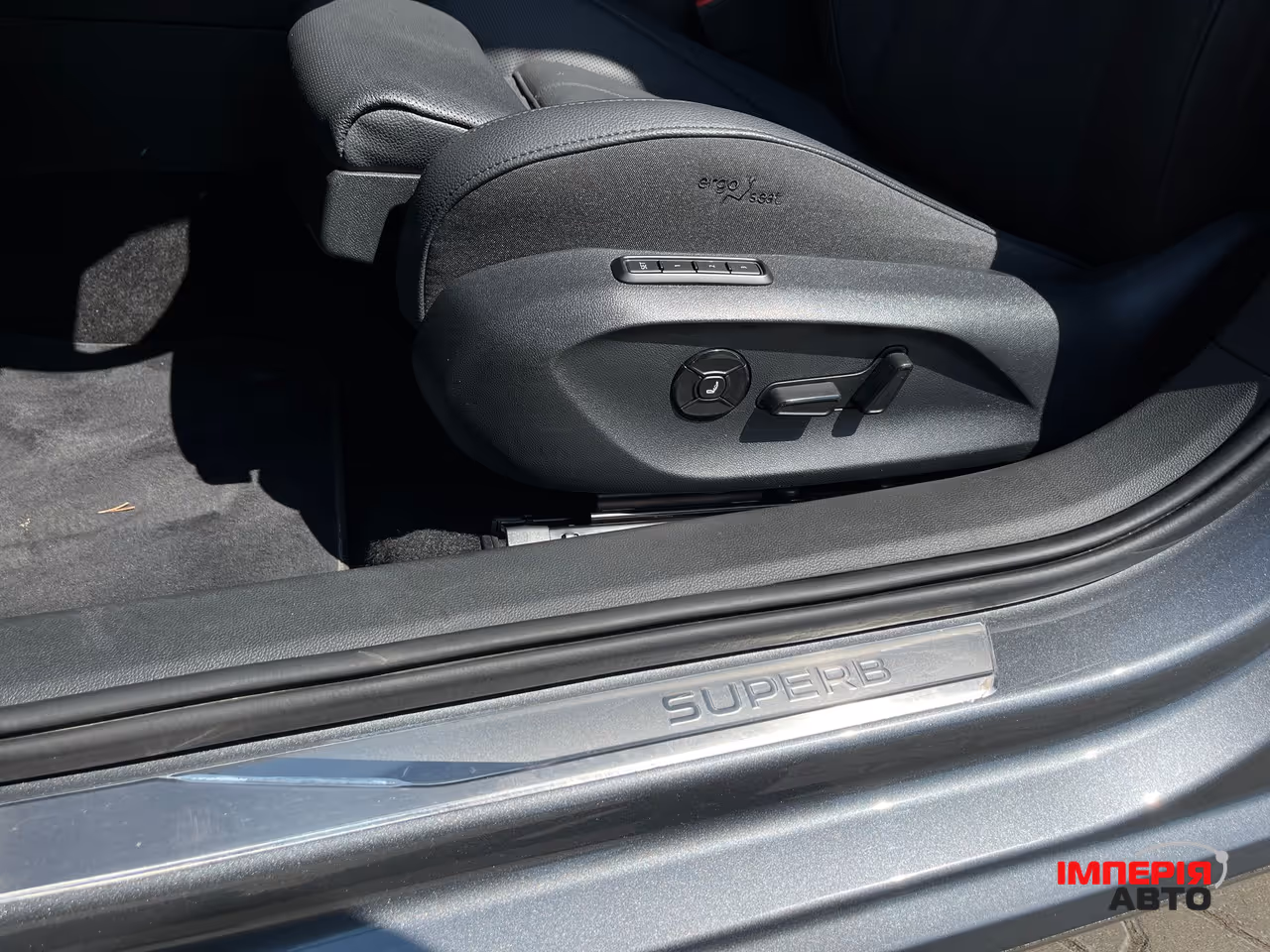 Skoda Superb - фото 17