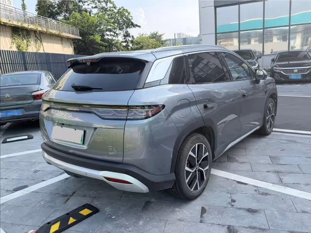 BYD Song L - зображення 3